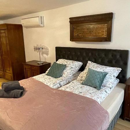 Mostowa Apartment ทอรูน ภายนอก รูปภาพ
